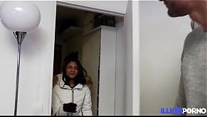 Anaïs, lycéenne dévergondée essaye la sodomie 15 min